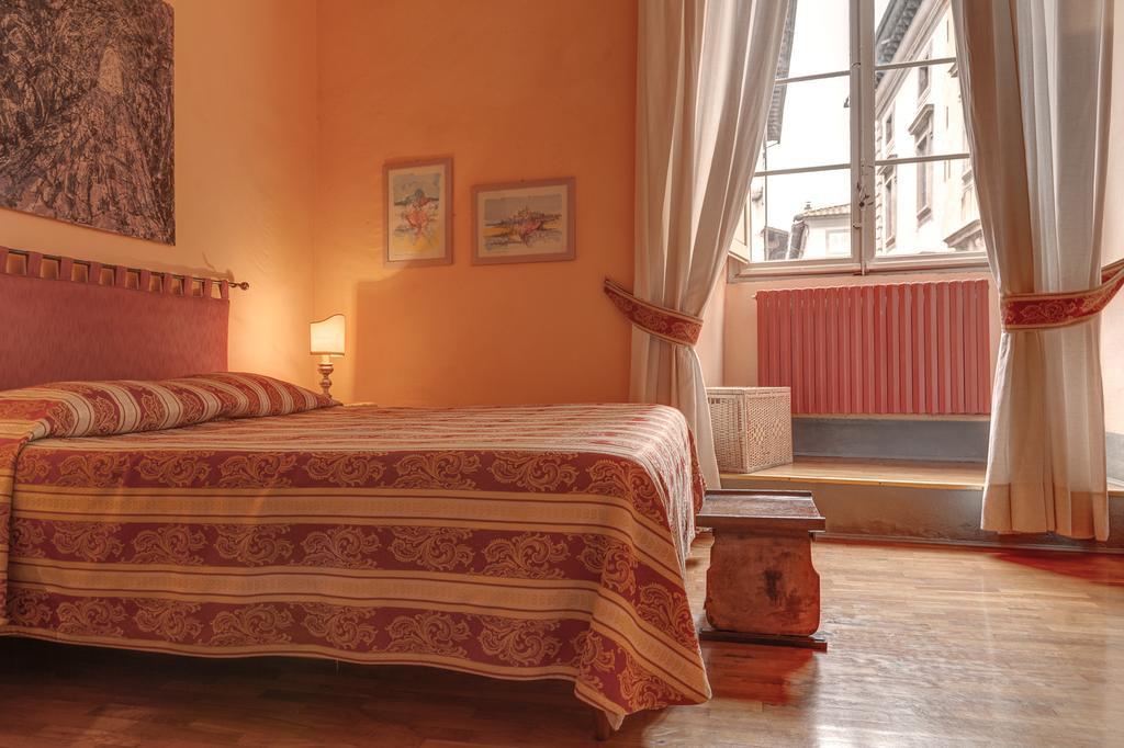 B&B La Romea Λούκα Δωμάτιο φωτογραφία