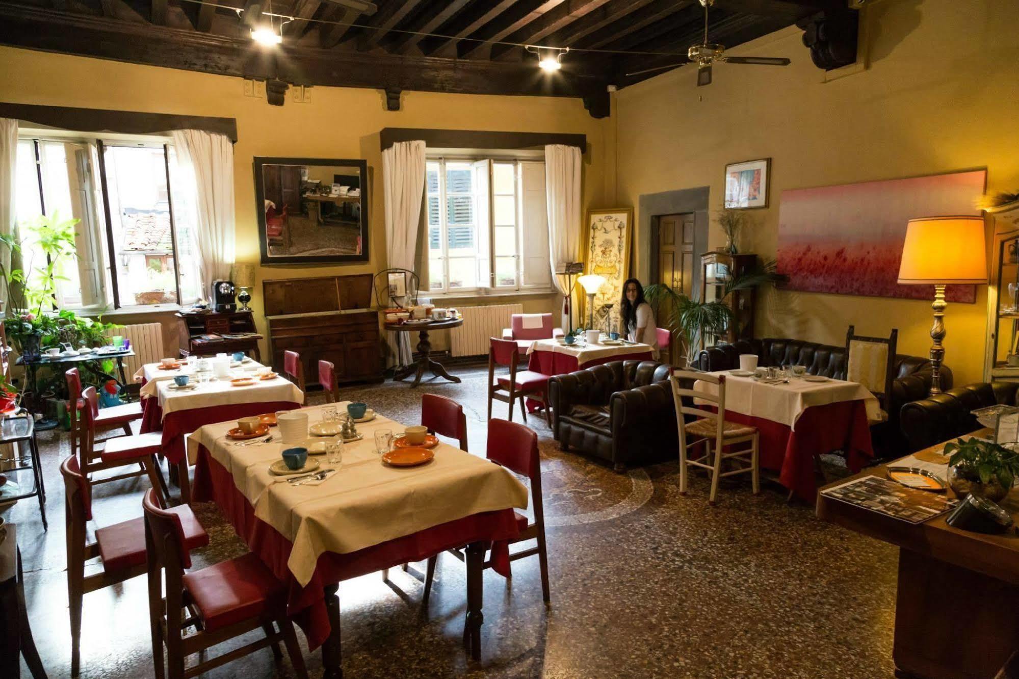 B&B La Romea Λούκα Εξωτερικό φωτογραφία