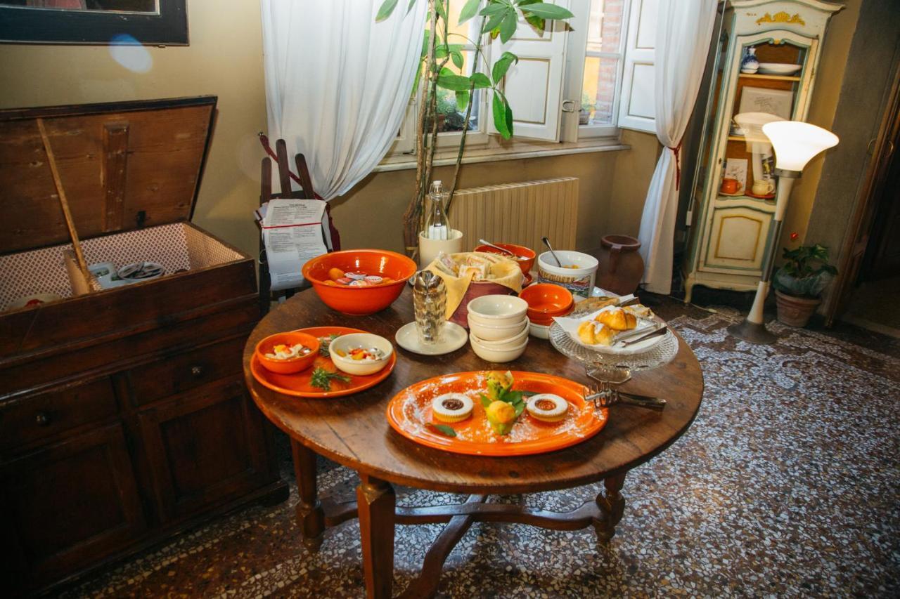B&B La Romea Λούκα Εξωτερικό φωτογραφία